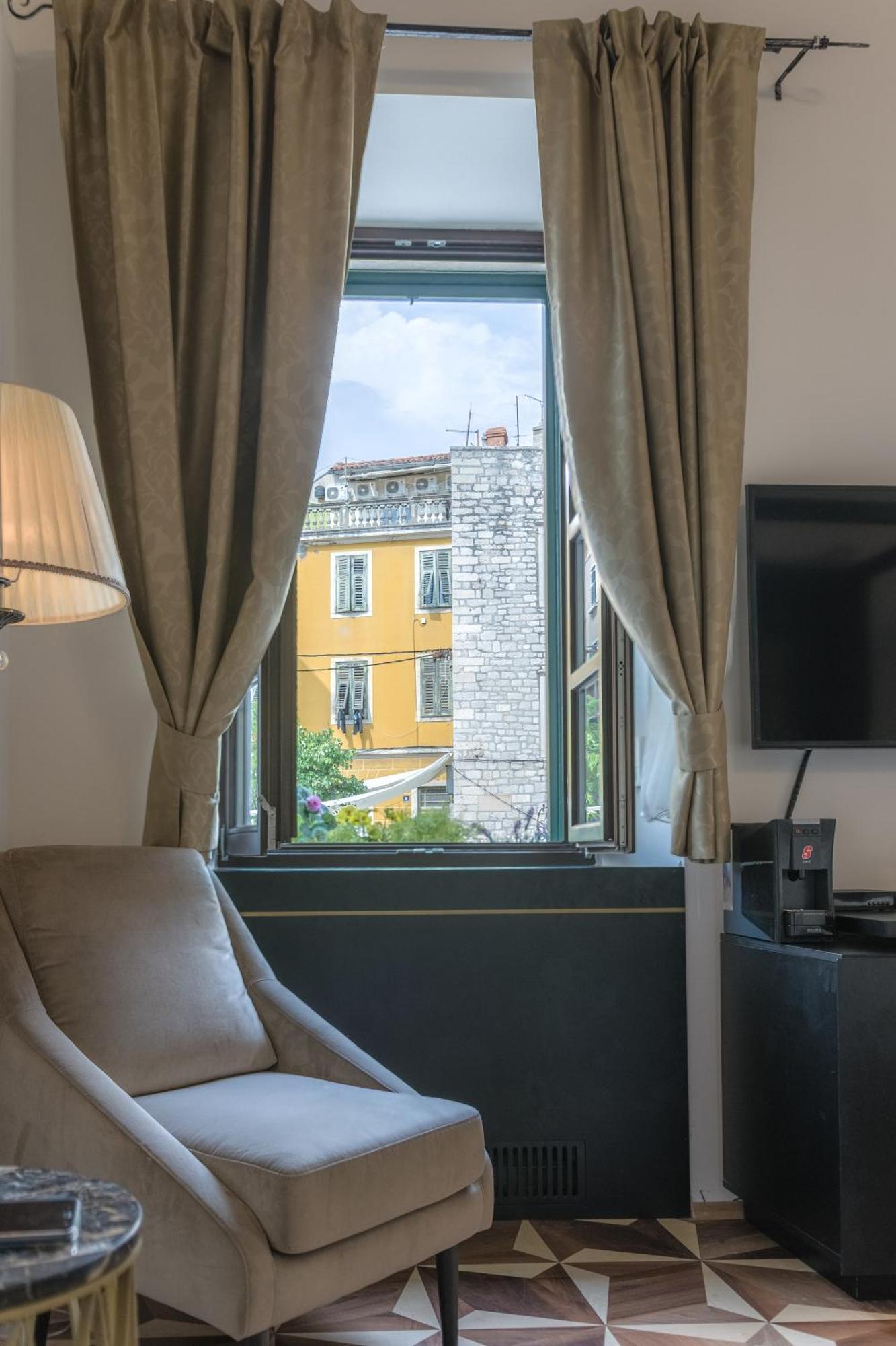 King Kresimir Heritage Hotel (Adults Only) Sibenik Luaran gambar